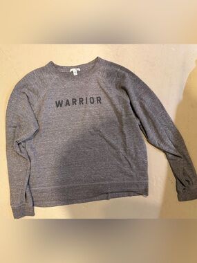 Amuse Society Gray 'WARRIOR' Pullover Sweatshirt